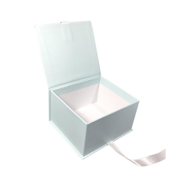 Il nastro magnetico 120-400G del ODM Flip Top Gift Box With dell'OEM ha ricoperto 1